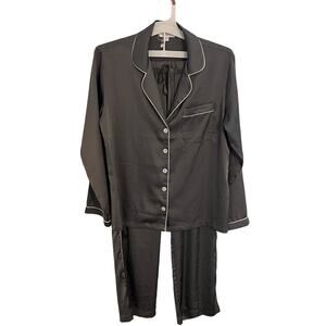 Wrap Up by VP Pajama Set Women Small Silk Gray Classic Luxury Comfort Light NWOT